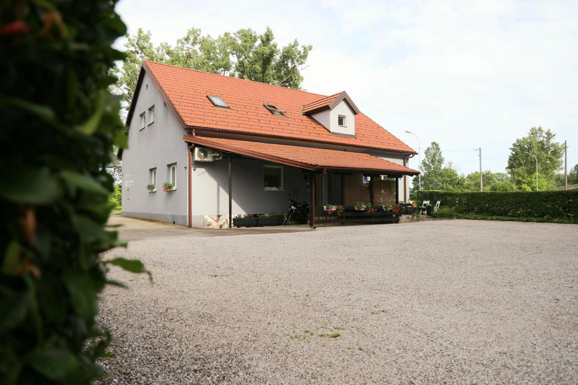 B&B Cindra Карловац Экстерьер фото
